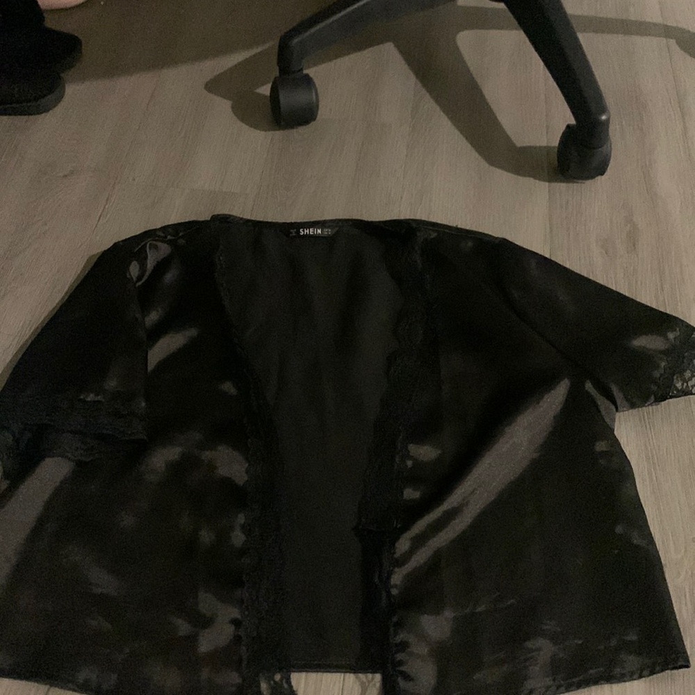 Brand: Shein. Color: Black